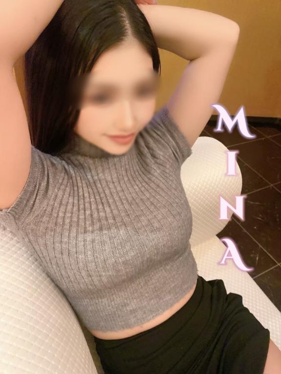 「ミナ」の写真